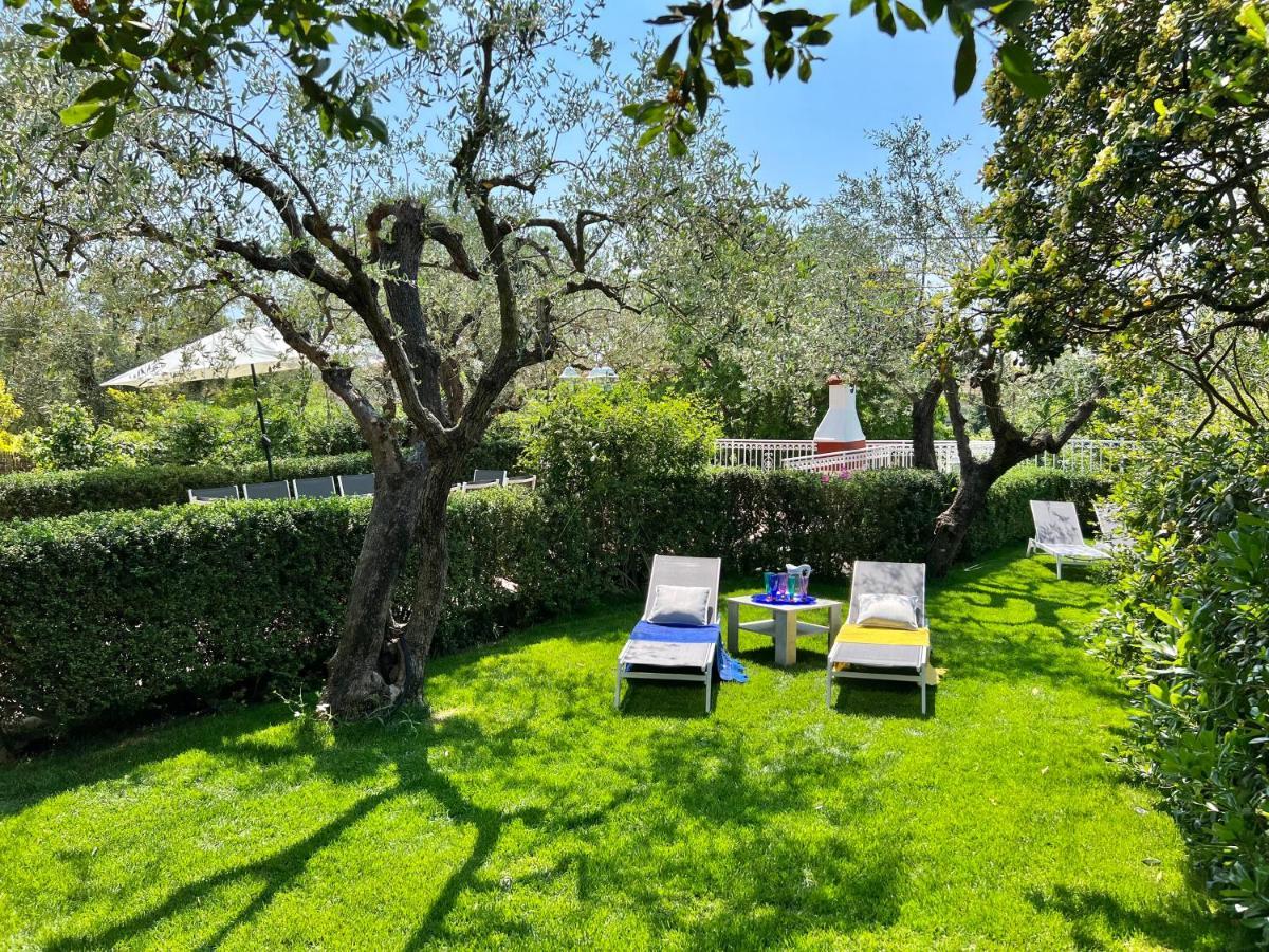 Villa La Rodina Diano Marina Eksteriør billede