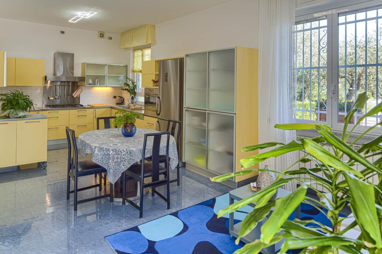 Villa La Rodina Diano Marina Eksteriør billede