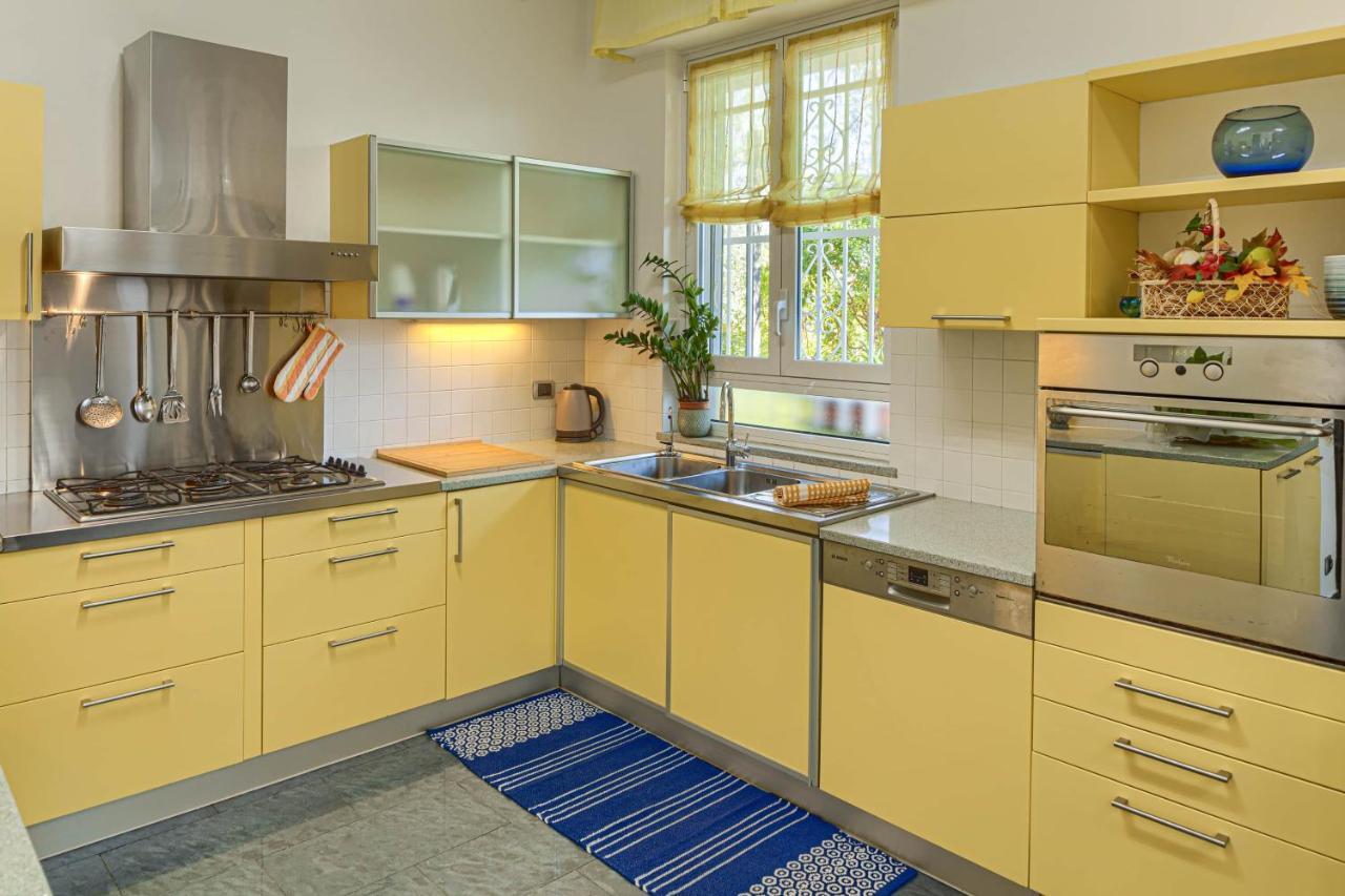 Villa La Rodina Diano Marina Eksteriør billede
