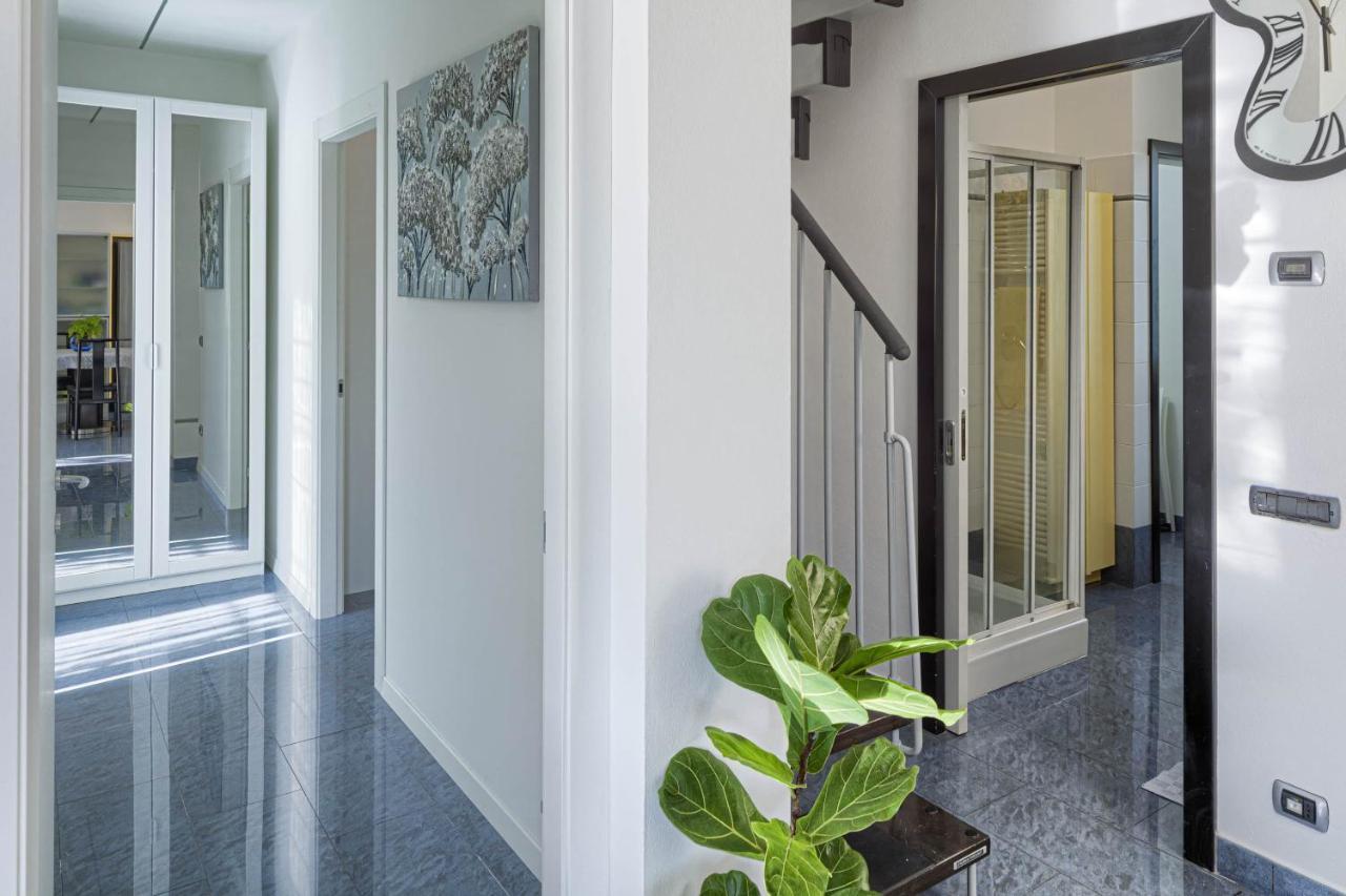 Villa La Rodina Diano Marina Eksteriør billede