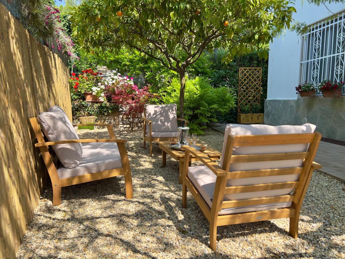 Villa La Rodina Diano Marina Eksteriør billede